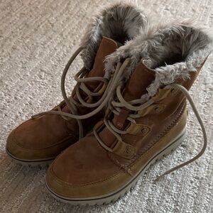 Sorel Brown Winter Boots with Fur Trim
